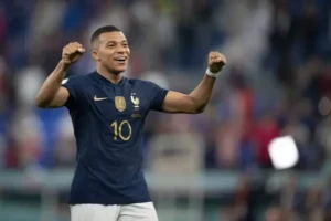 Kylian Mbappé có cơ hội trở thành vua phá lưới của Champions League 2022-2023