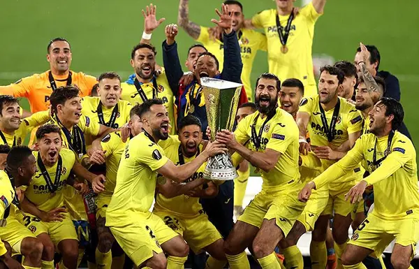 Villarreal lần đầu tiên giành chức vô địch của giải đấu
