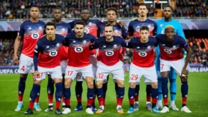Lille OSC xếp hạng 1 sau giải đấu 2010-2011 kết thúc