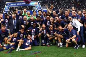 Paris Saint-Germain là nhà vô địch Ligue 1 2021-2022