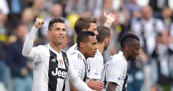 Juventus tiếp tục bảo vệ ngôi vương lần thứ 7 liên tiếp