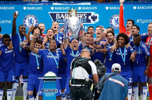 Leicester City vô địch ngoại hạng Anh mùa 2015-2016