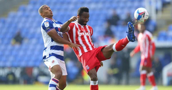 Cùng soi kèo cuộc so kè Stoke City vs Reading ở vòng 28 League Championship 2022/2023